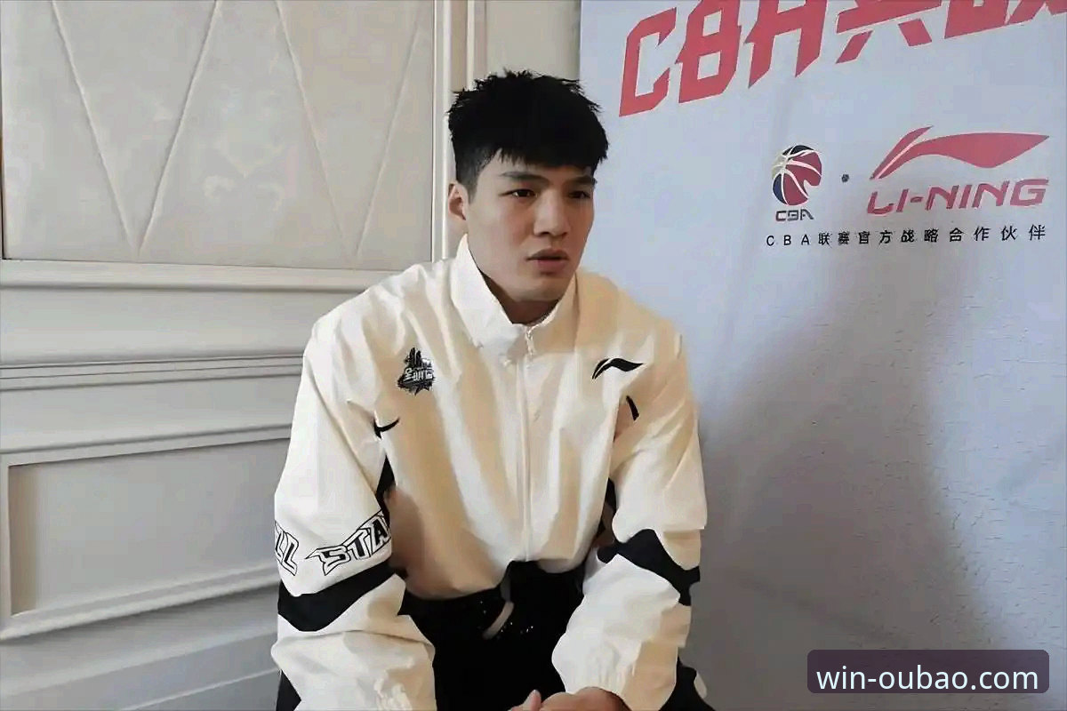 欧宝娱乐APP评价 老用户分享:CBA状元陈国豪回避条款风波,卡位战遗憾缺席
